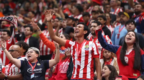 Los aficionados de Chivas festejaron el triunfo por 2 a 1 sobre Pachuca.