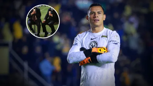 El arquero de los azulcremas no estaba contento.