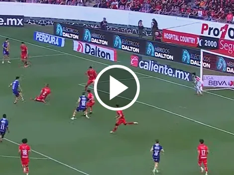 Así fue el golazo al ángulo de Óscar Macías frente a Atlas