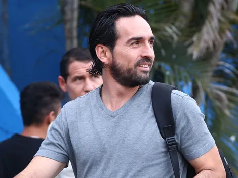 La razón por la que Gerardo Espinoza todavía no es anunciado en Chivas