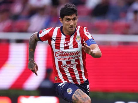 Víctor Guzmán no fue el único jugador en recuperarse y volver a entrenar con Chivas