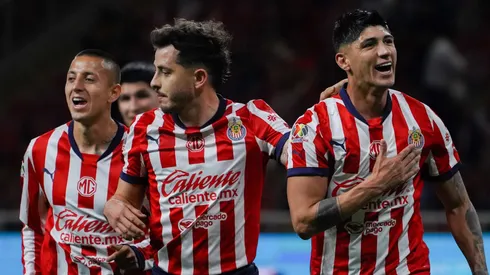 Los rojiblancos juegan en casa ante los azulcremas.