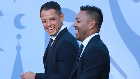 Javier Hernández y Marco Fabián son amigos del futbol.