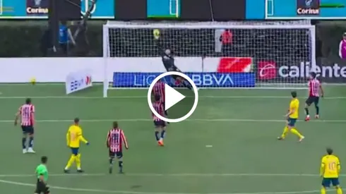 Tala Rangel volvió a salvar a Chivas con un atajadón frente a América