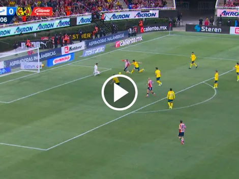 La gran jugada de Chivas que casi termina en gol: ¡Lo evitó Cota!