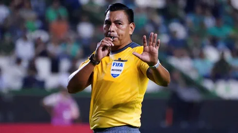 El árbitro que dirige la vuelta tiene historial perfecto con América.