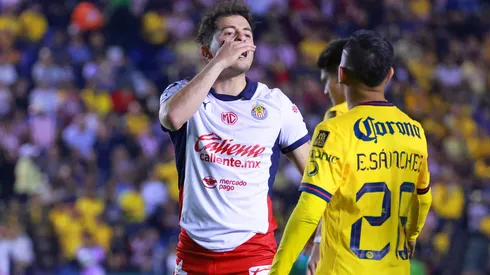 Alan Mozo jugó solo 45 minutos ante el América, ya que fue expulsado.