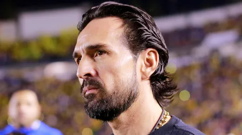 Destapan la única opción de Gerardo Espinoza para seguir el frente de Chivas.