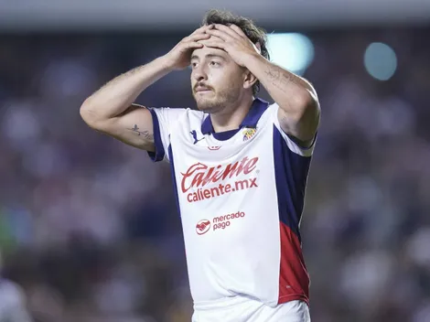 La decisión de Gerardo Espinoza con Alan Mozo para el Chivas vs. FC Juárez