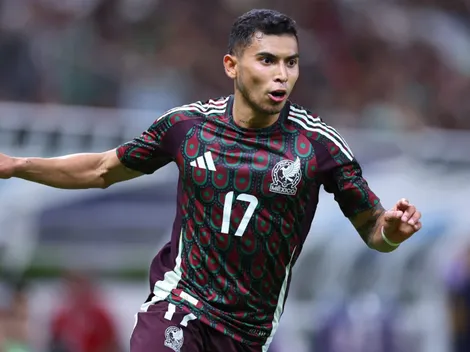 Orbelín Pineda ya puso a temblar al AEK Atenas