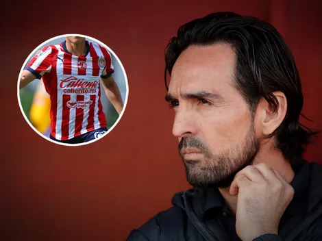 El jugador que se ganó la confianza de Gerardo Espinoza en Chivas vs. Atlas