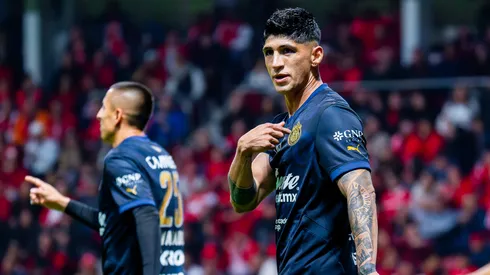 Alan Pulido habló de la gira de Chivas.