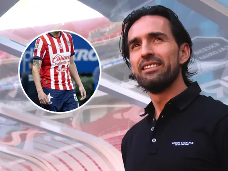 La noticia que recibió Gerardo Espinoza para reforzar la defensa de Chivas