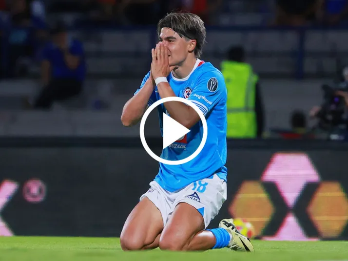 Afición de Chivas reprochó decisión a Luka Romero con Cruz Azul