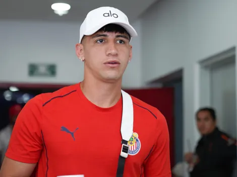 Gerardo Espinoza cepilló a Alan Pulido vs. Cruz Azul