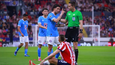 La queja de los jugadores de Cruz Azul por duelo con Chivas