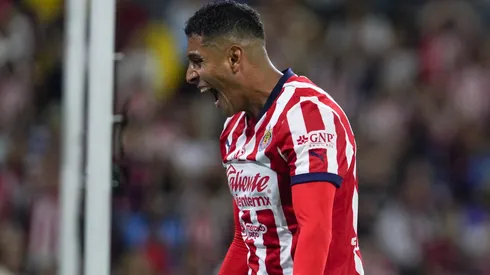 Telemundo expone a Chivas.