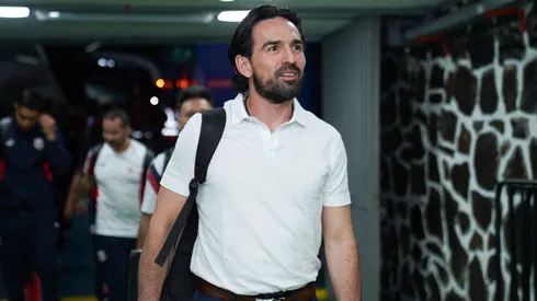 Afición de Chivas pide al reemplazo de Gerardo Espinoza.