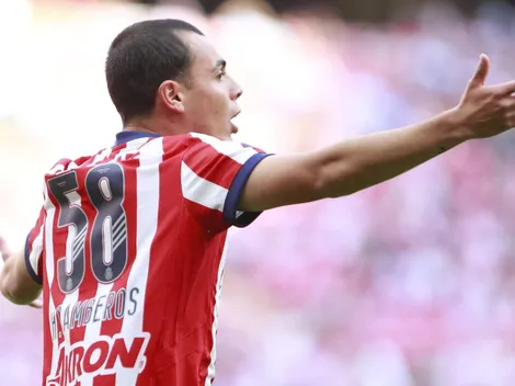 La ridícula propuesta de Chivas para renovar a Hugo Camberos