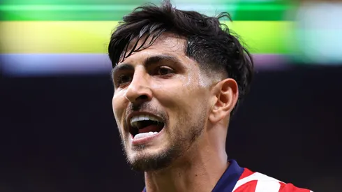 Víctor Guzmán volvió a ser titular ante Cruz Azul y tuvo un rendimiento aceptable.