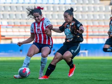 Chivas Femenil pone a temblar a la líder de goleo, Charlyn Corral