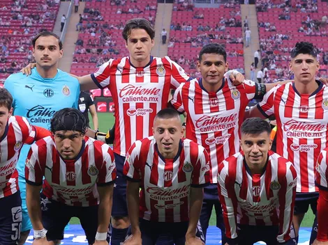 La afición de Chivas demuestra su descontento al equipo