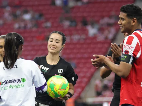 Fue la árbitra en el Chivas vs. Puebla y así respondió a las críticas