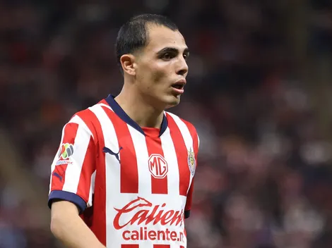 Padre de Hugo Camberos se olvida de que juega en Chivas