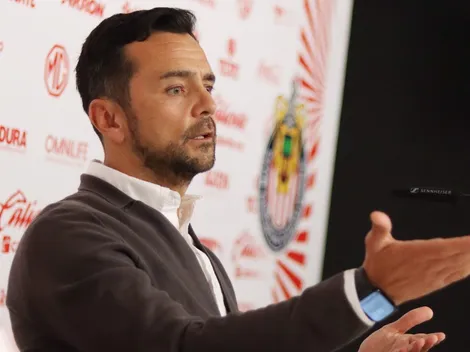 Revelan el posible plan de emergencia que tendría Chivas tras negativa de Domenec Torrent
