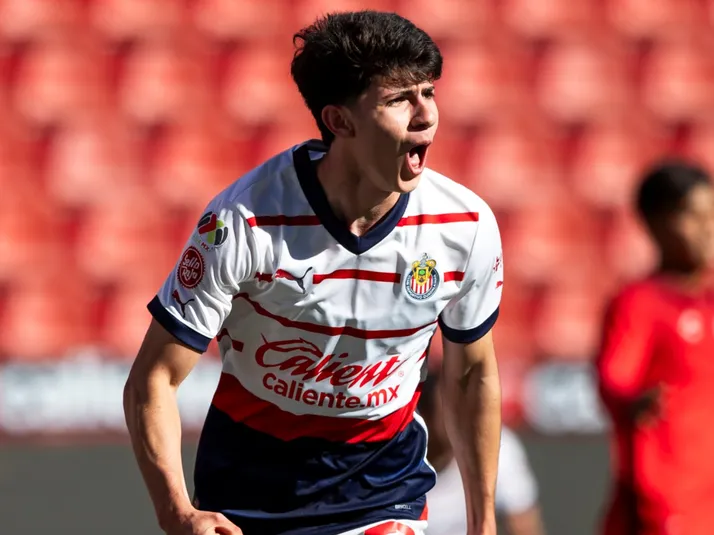 Las opciones en la cantera de Chivas para sustituir a Mateo Chávez