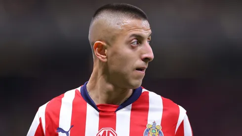 Roberto Alvarado es un titular indiscutido en Chivas de Guadalajara.