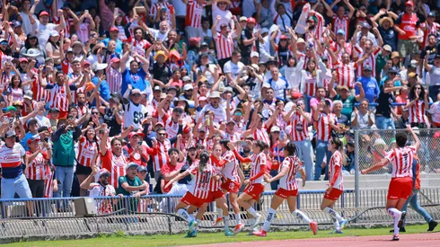 Gran asistencia en Pumas vs. Chivas Femenil.