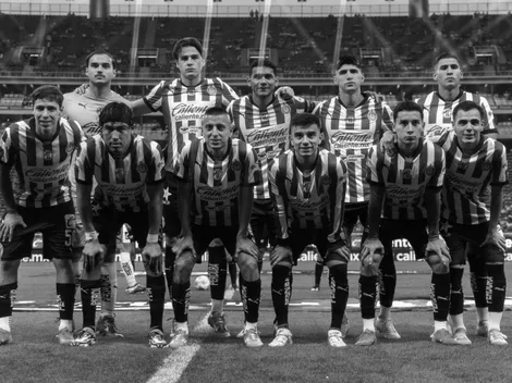 Madrugó a Chivas y anunció en redes sociales su salida del club