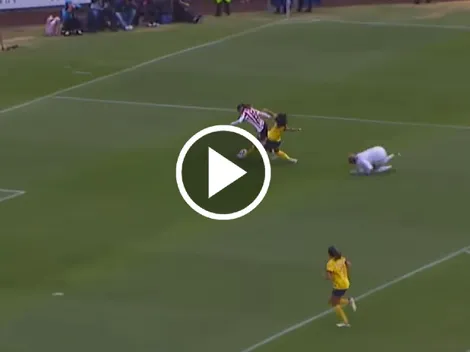 Cervantes se perdió un gol casi hecho para Chivas Femenil y América se aprovechó