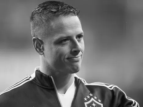 El motivo por el que Javier Hernández estaría vetado en la MLS y se quedaría en Chivas