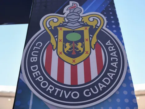 La evolución del escudo de Chivas a través del tiempo