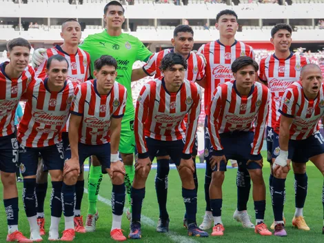 El jugador de Chivas que no recibe ofertas