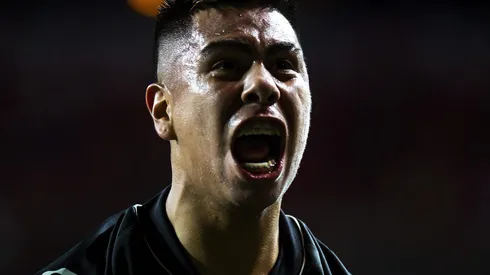 Efraín Álvarez es buscado por Chivas.