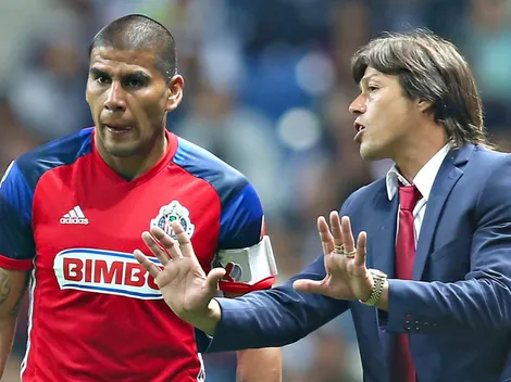 Carlos Salcido se une a todo Chivas con petición para Almeyda