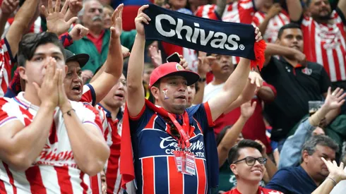 Afición explotó contra Chivas y Amaury Vergara