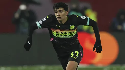 Richard Ledezma dejaría PSV Eindhoven como jugador libre.