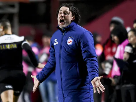 Milito y su salario millonario en Chivas