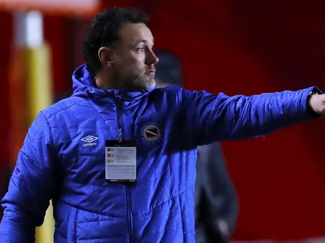 El día que Gabriel Milito consultó a un aficionado en pleno partido