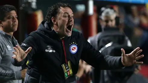 Gabriel Milito renueva las ilusiones en Chivas de Guadalajara.