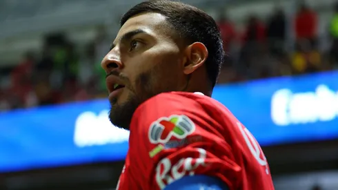 Toluca troleó a Chivas con Alexis Vega en redes sociales.