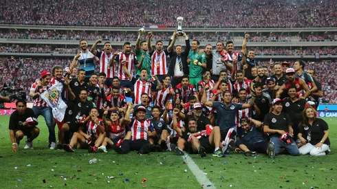De ser campeón con Chivas a jugar Futbol Indoor
