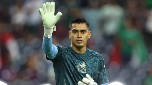 Raúl Rangel lucha por un puesto de titular en la Selección Mexicana con Luis Malagón, principalmente.