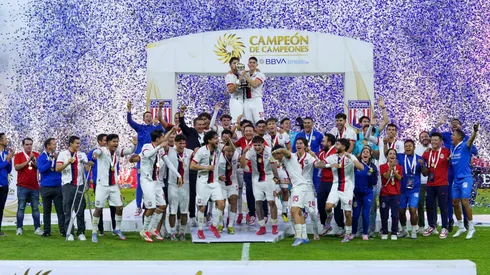 El Tapatío venció a Leones Negros por un resultado global de 3 a 1.