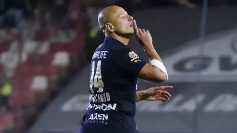 Chicharito tendría radical cambio de actitud en Chivas