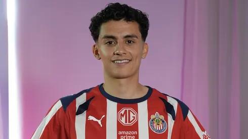 Richard Ledezma es uno de los 2 refuerzos que incorporó Chivas hasta el momento.